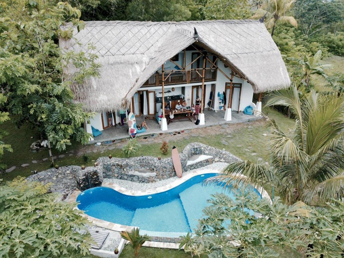 Batu Bambu Hotel Kuta  Buitenkant foto